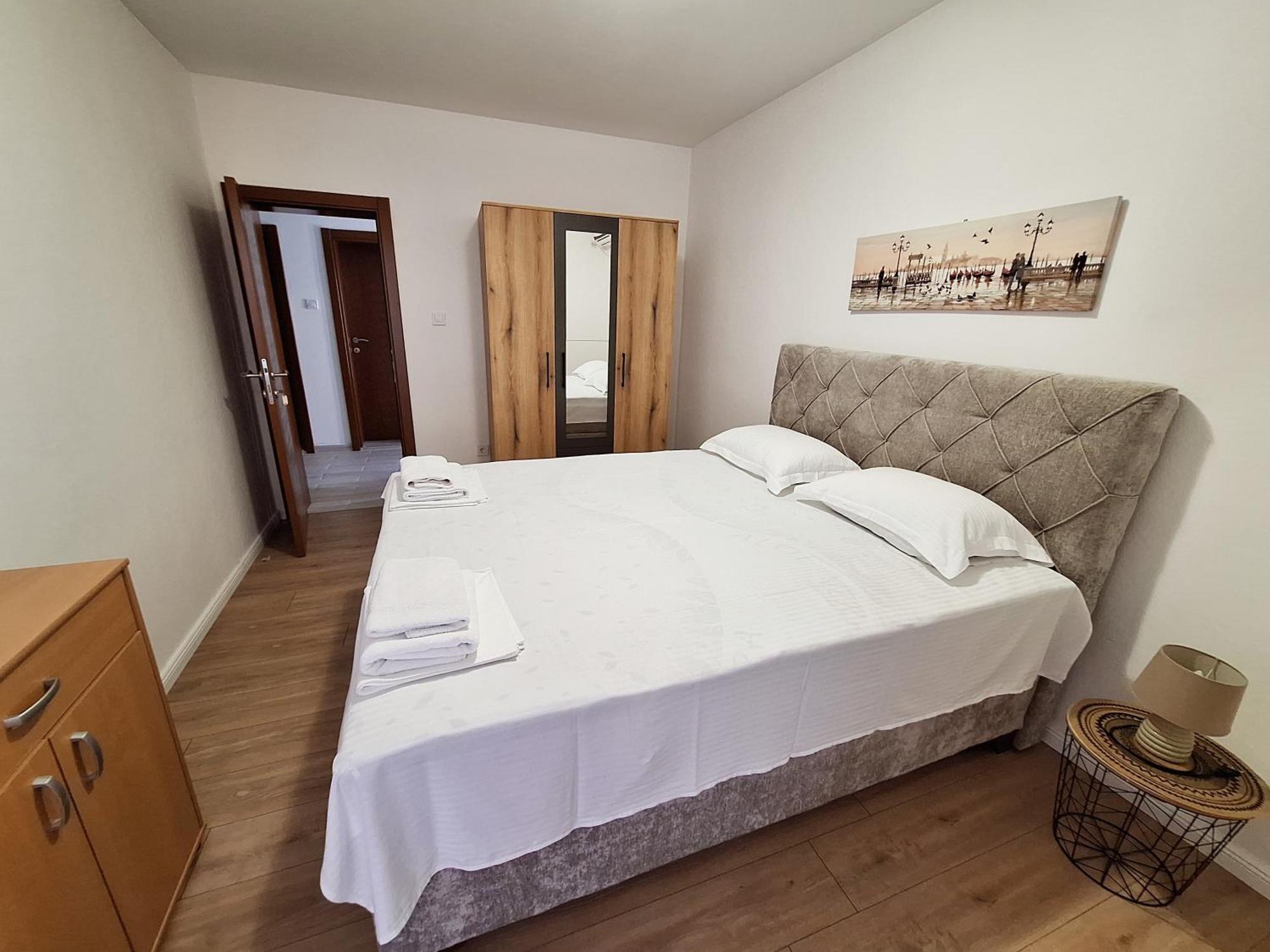 Apartmani Hortenzija บุดวา ภายนอก รูปภาพ