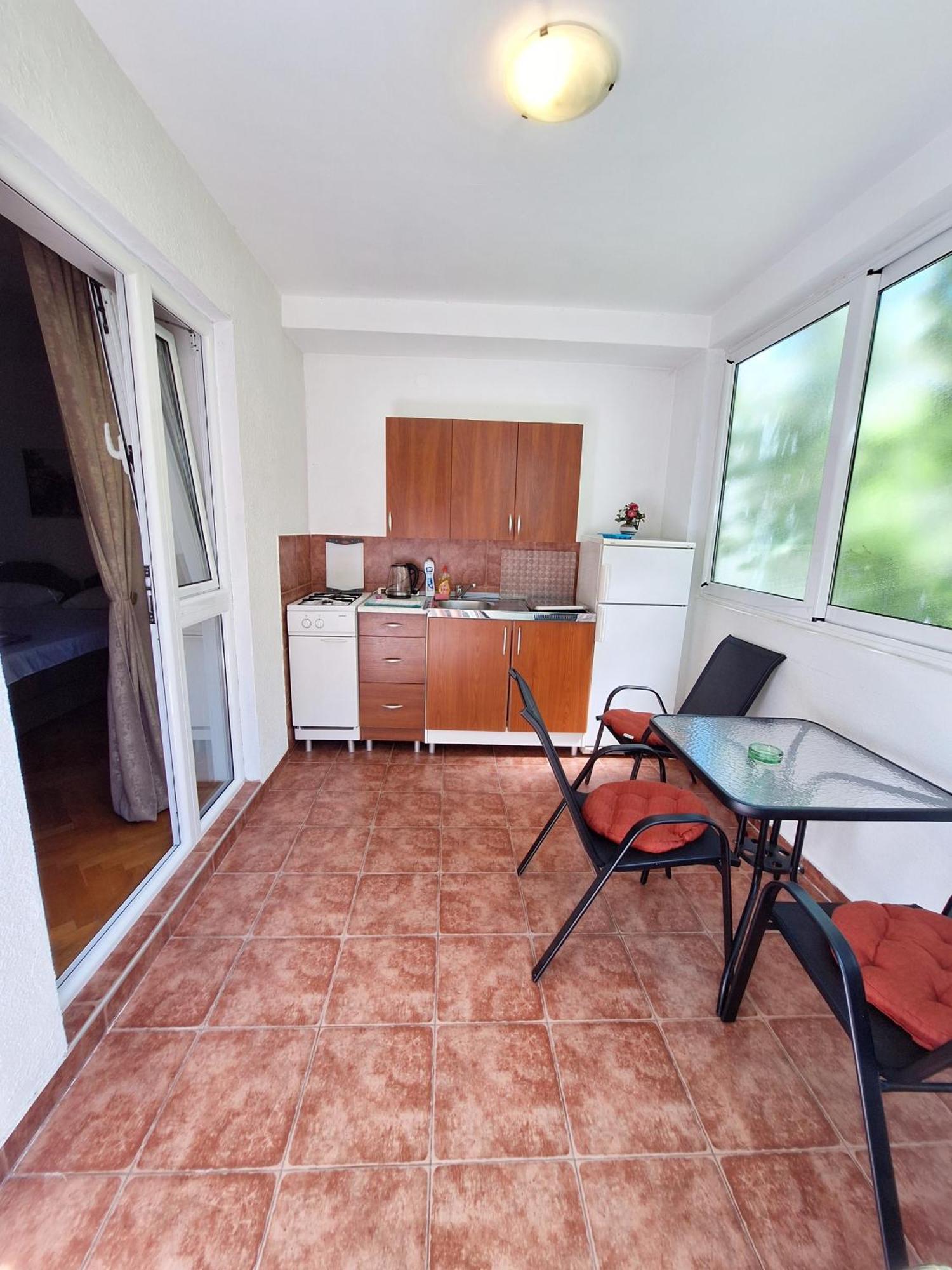 Apartmani Hortenzija บุดวา ภายนอก รูปภาพ