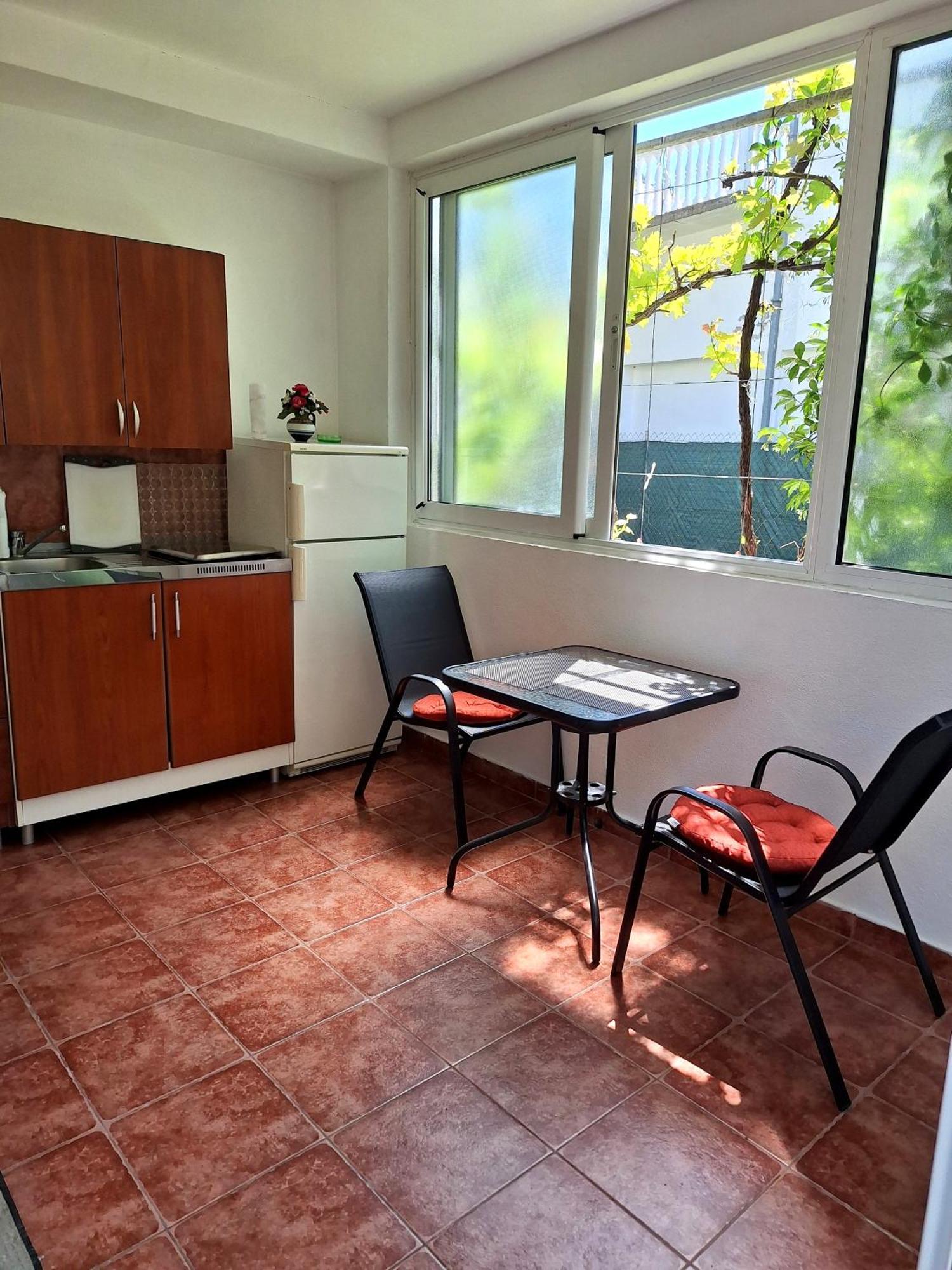 Apartmani Hortenzija บุดวา ห้อง รูปภาพ