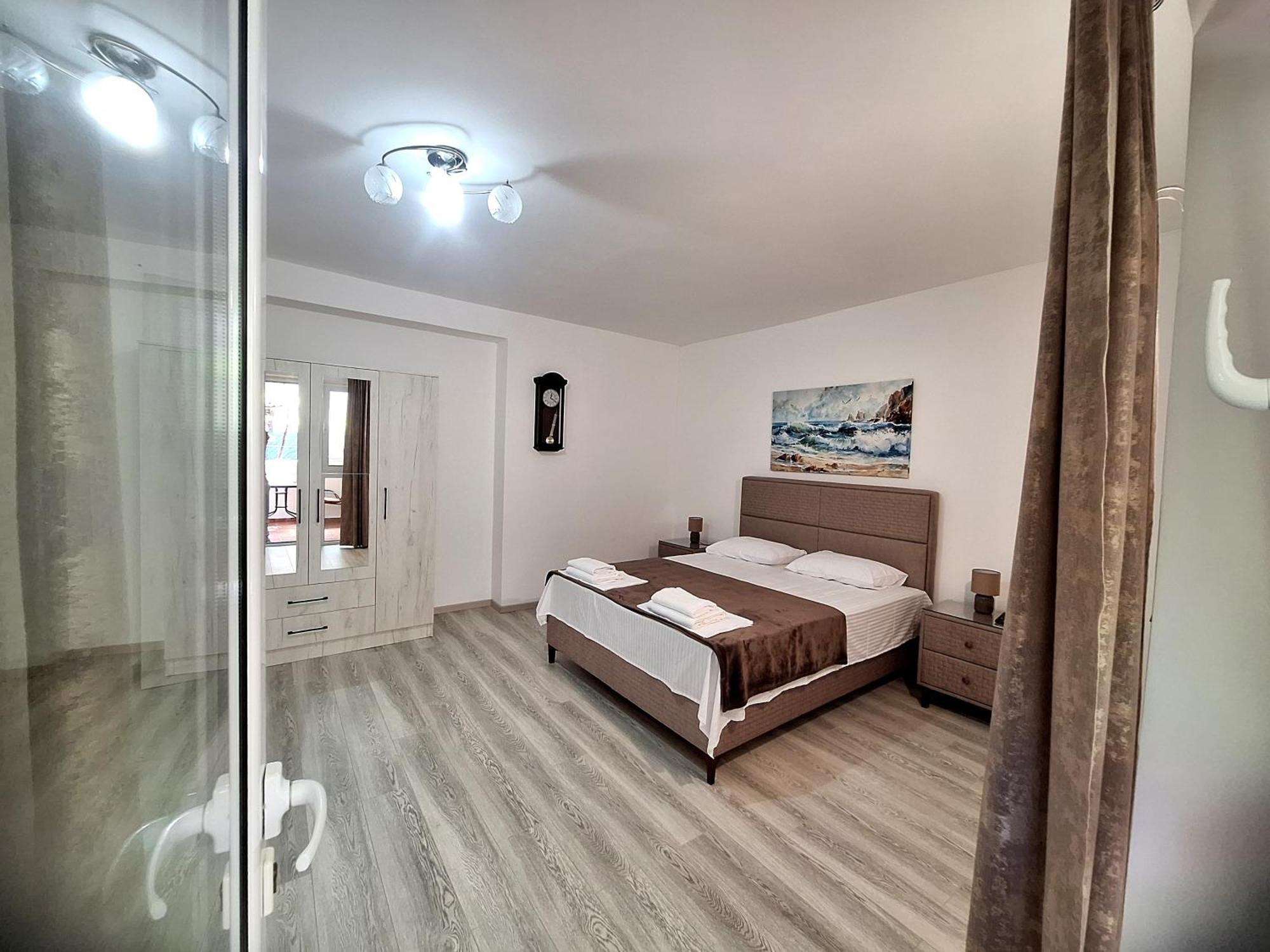Apartmani Hortenzija บุดวา ภายนอก รูปภาพ